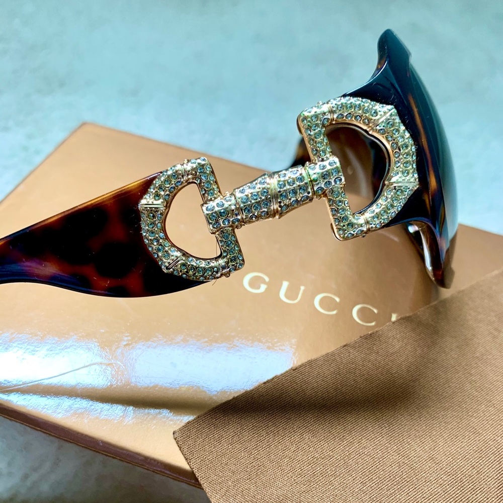 Gucci sunglasses